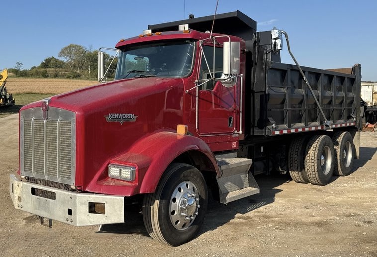 2004 Kenworth T800