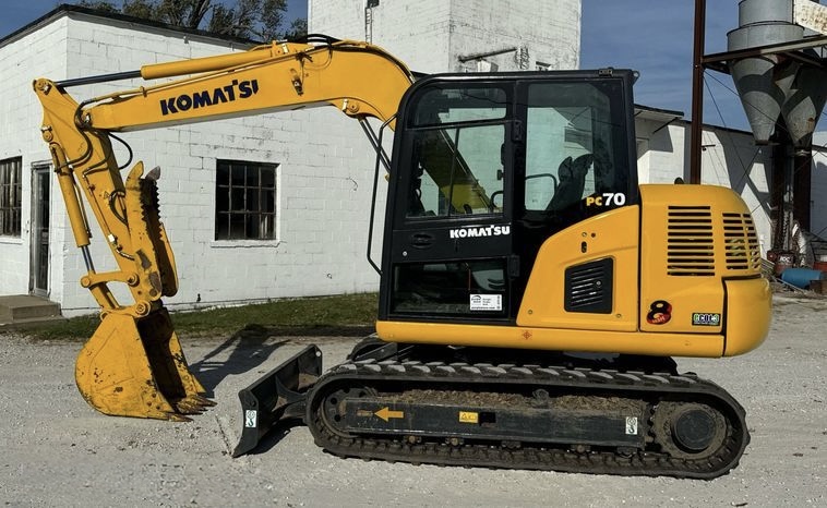 Komatsu PC70-8