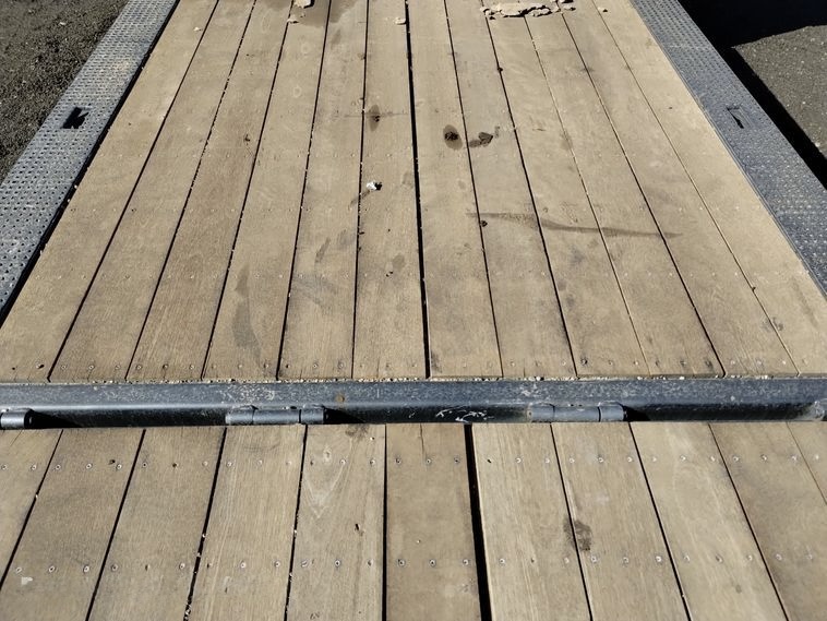 2001 Trail King TK70HT-502