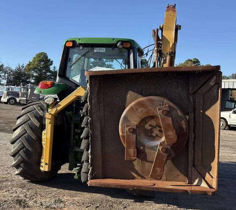 2017 John Deere 6110M MFWD