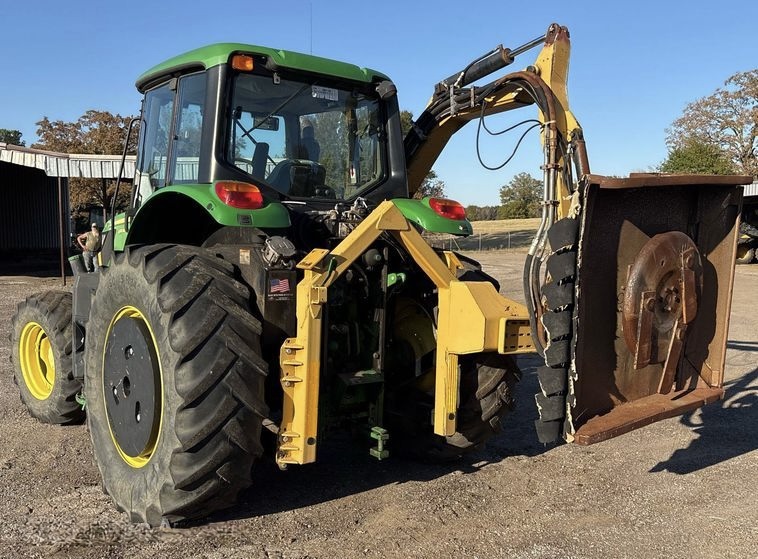 2017 John Deere 6110M MFWD